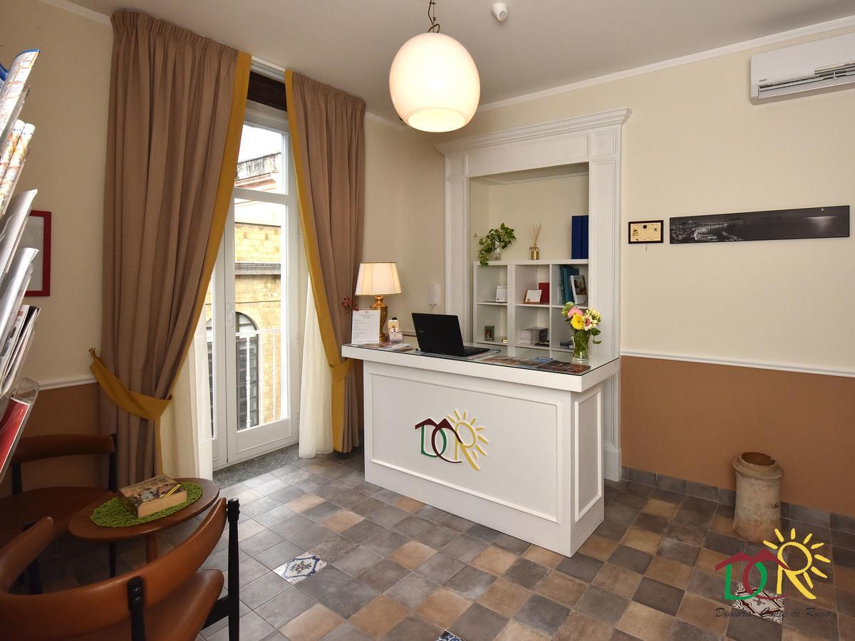 Dimora Conte Di Ruvo Bed & Breakfast Наполи Екстериор снимка